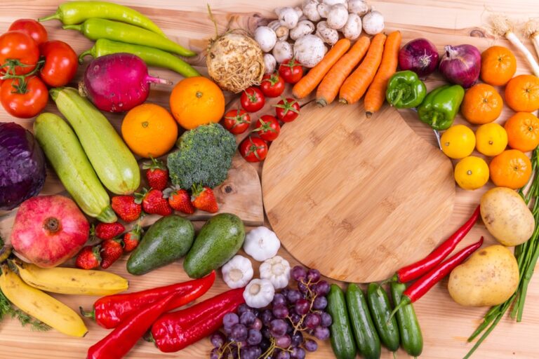Ghidul Complet pentru o Alimentație Sănătoasă: Cum să Alegi și să Pregătești Mese Echilibrate
