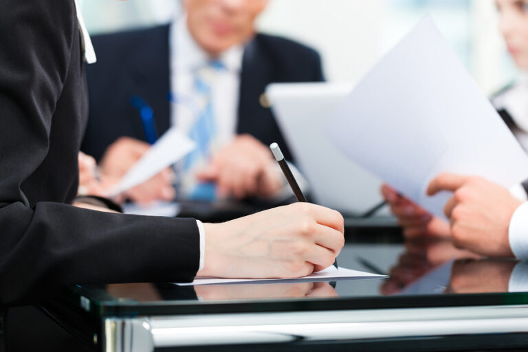 AHP Consulting: Expert în Managementul Forței de Muncă și Consultanță Strategică în România