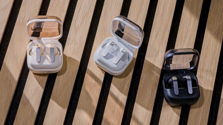 Samsung lansează noua serie Galaxy Buds4 cu sunet de ultimă generație