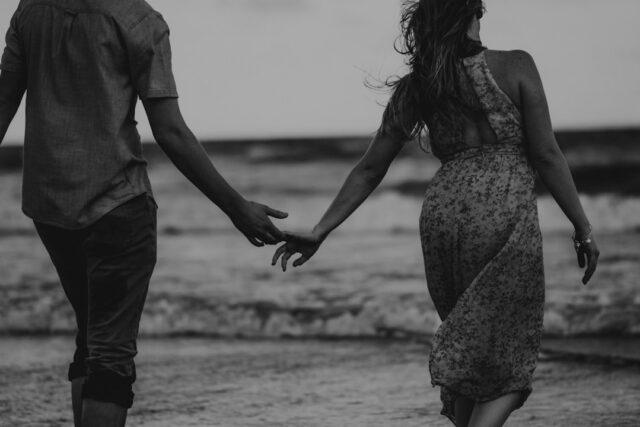 Photo relationship with own body