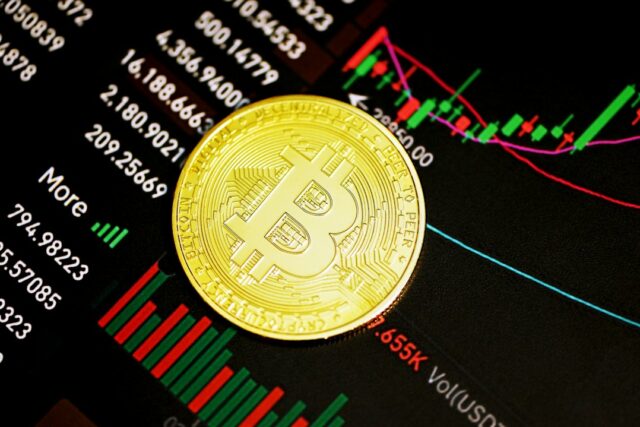 Photo investing in cryptocurrencies