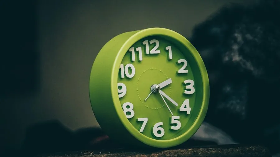 Photo common mistakes in leisure time management
